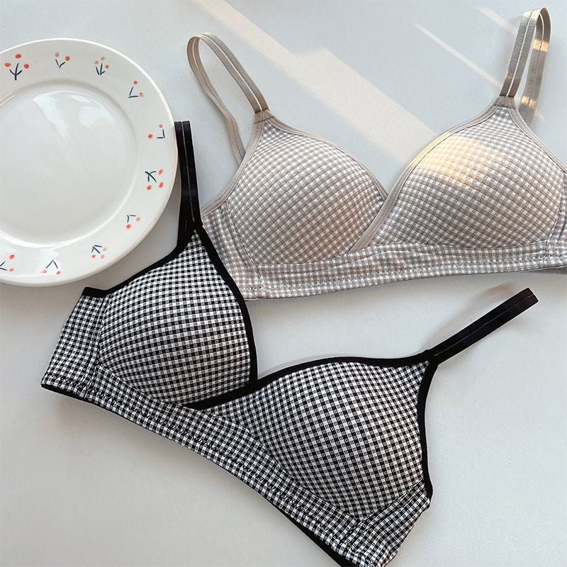 Dotted Cross Type Soft & Smooth Wireless Padded Bra — view 3