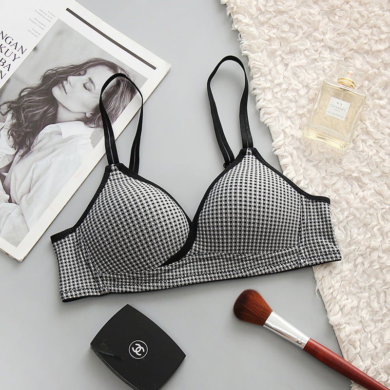 Dotted Cross Type Soft & Smooth Wireless Padded Bra — view 7