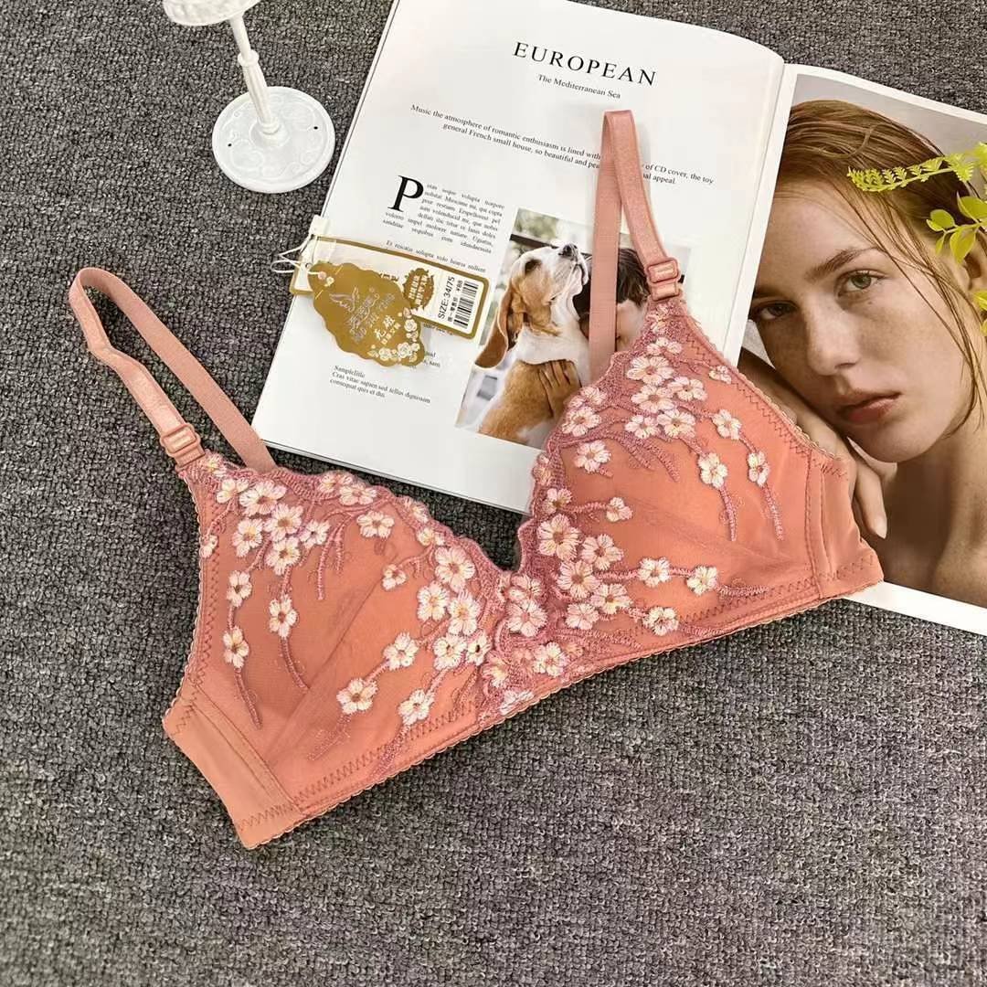 Flower Design Thin Padded Deep Cleavage Daily Wear Bra ( Only Bra ) — view 3