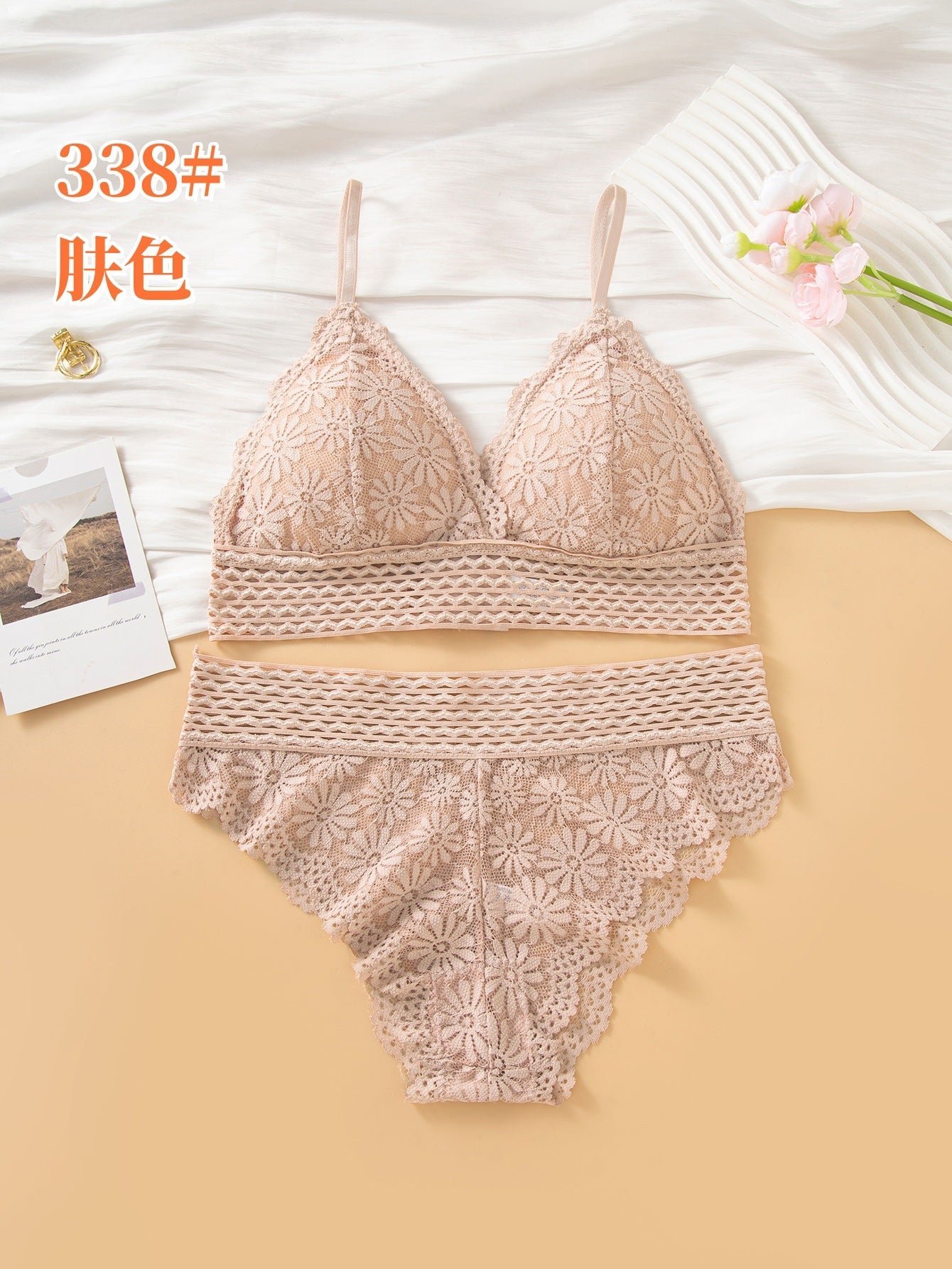 French Style Lower Elastic Strips Light Padded Fancy Bra Set — view 3
