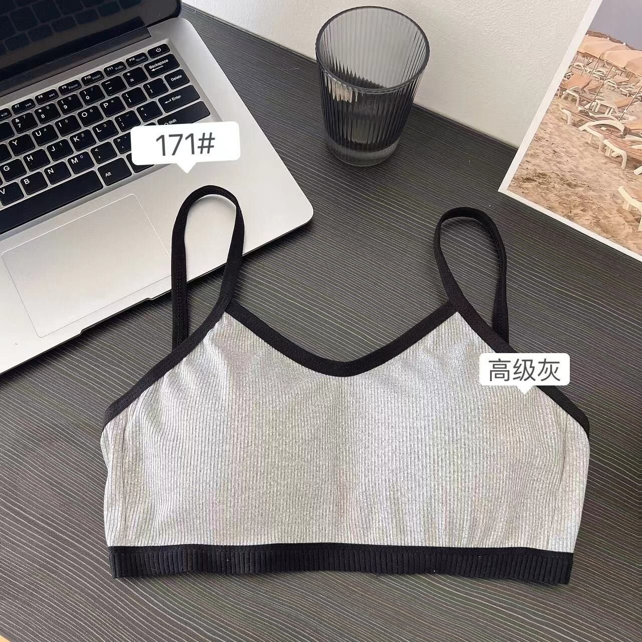 Light Padded Back Hook Freesize Bra — view 4