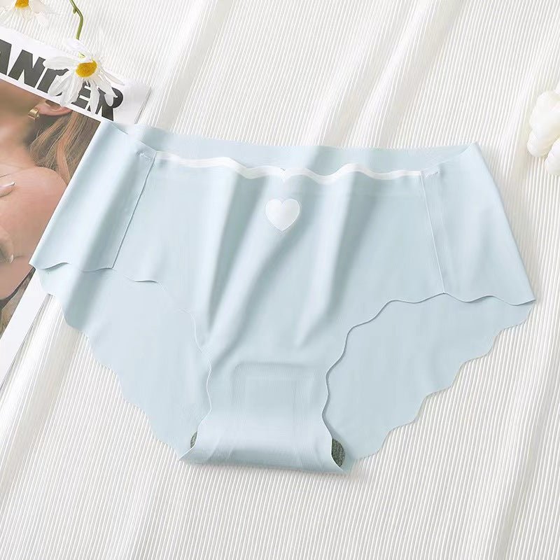 Love Sign Cut Seamless Very Smooth Underwear — view 4