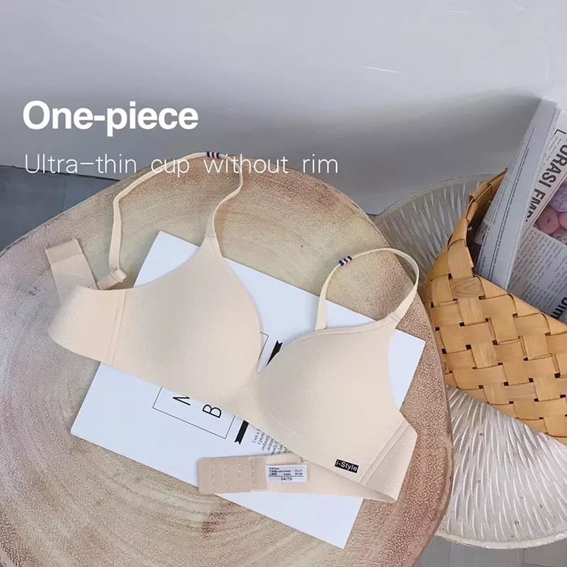 Seamless Wire Free Ultra Thin Bra — view 8
