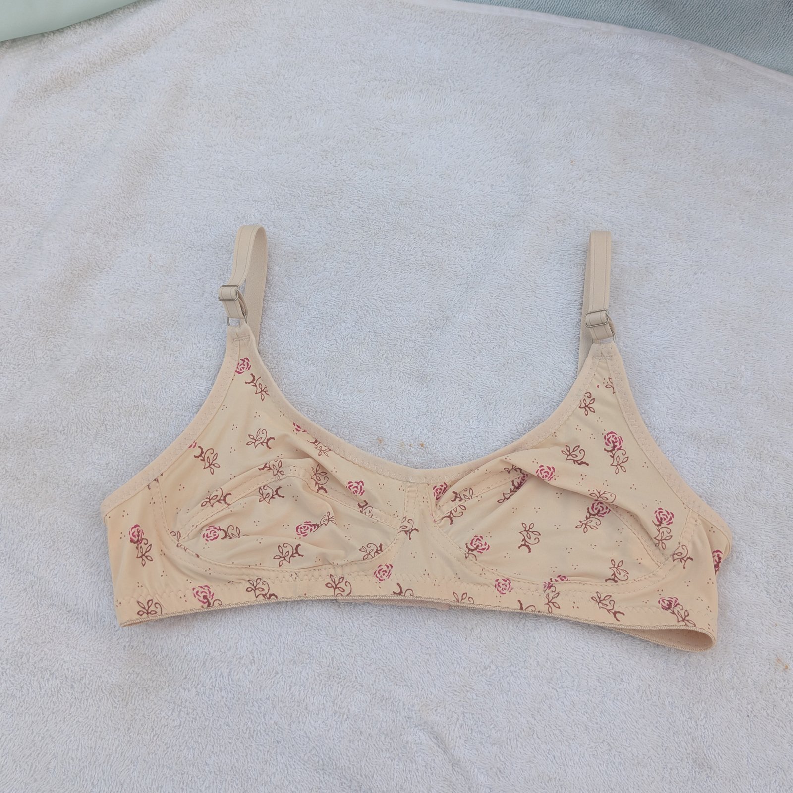 Very Smooth Ice Silk Type Non Padded Bra — view 10