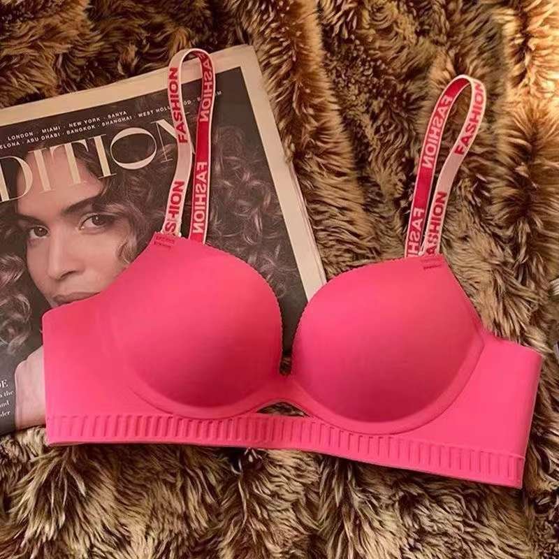 Very Soft & Smooth Medium Padded Pushup Design Bra — view 3
